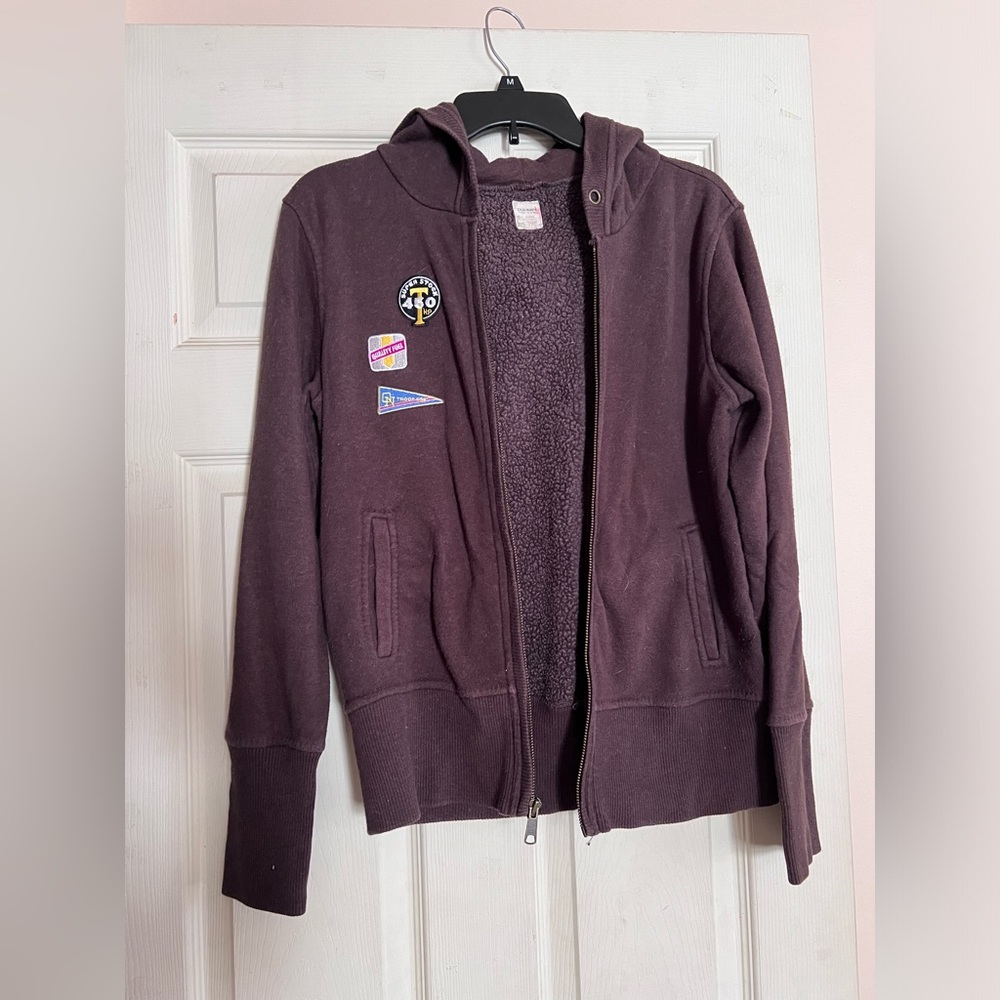 Old navy hoodie (L)